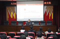  南阳工业学校“大力弘扬宪法精神，建设社会主义法治文化”系列活动