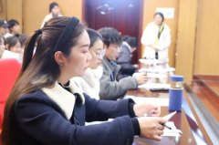 南阳工业学校“铭记历史 缅怀先烈”纪念“一二·九”运动歌唱朗诵比赛