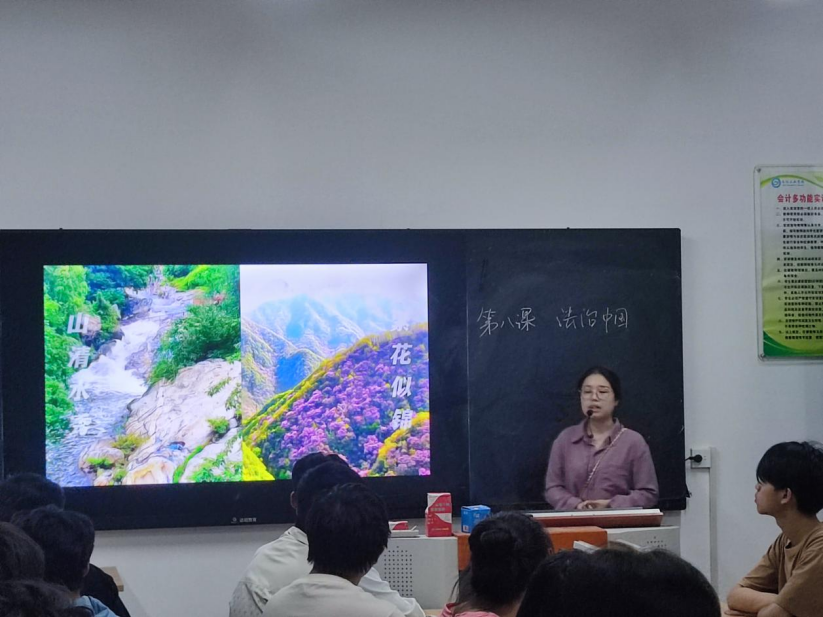 比能力拼招数 思政教师“擂台”上展风采 | 南阳工业学校开展思想政治理论课教学技能大比武活动